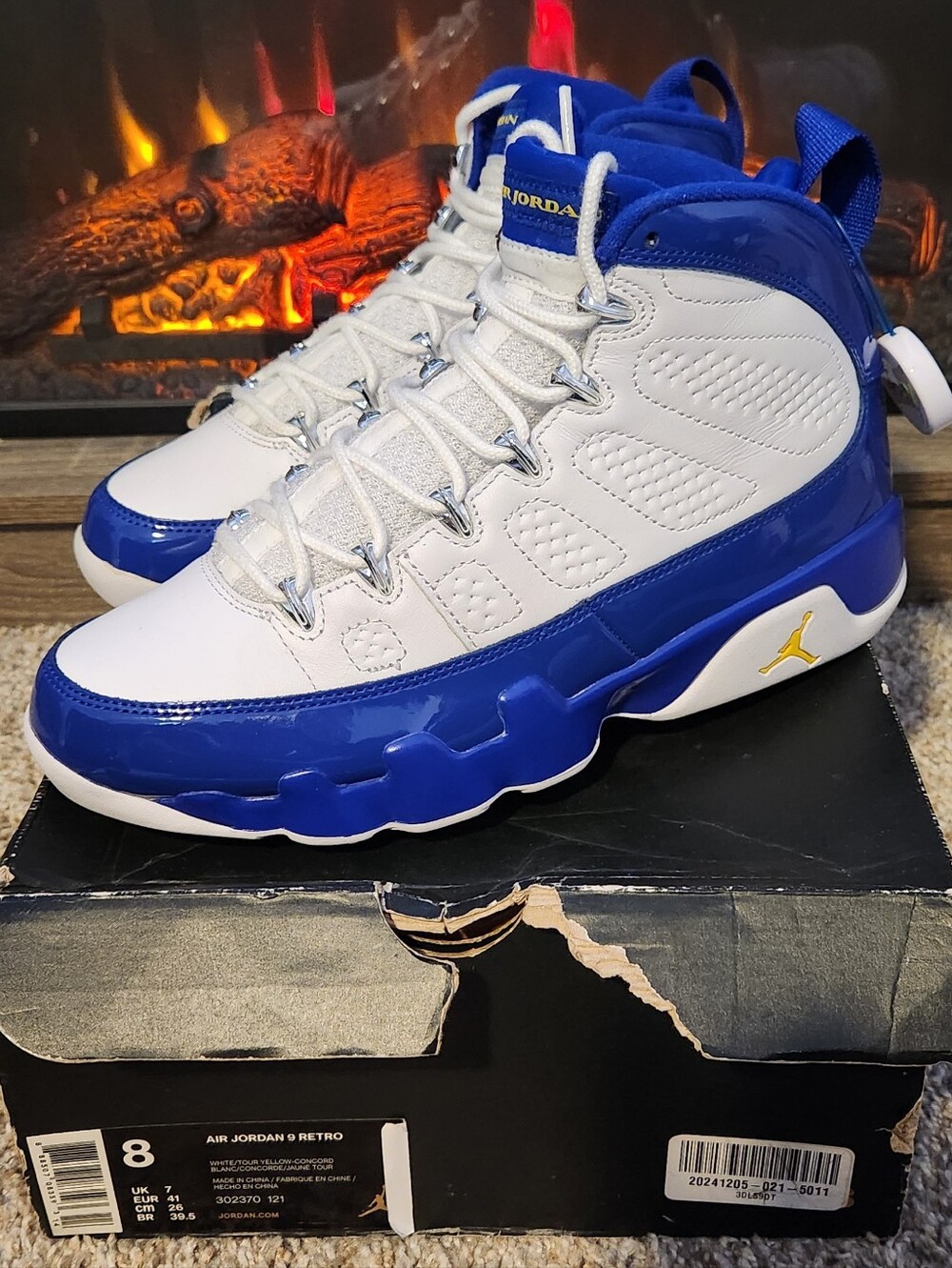 AUTHENTIC BRAND NEW AIR JORDAN IX KOBE SIZE 8